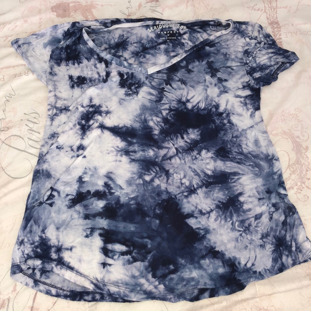 Blue marble t shirt